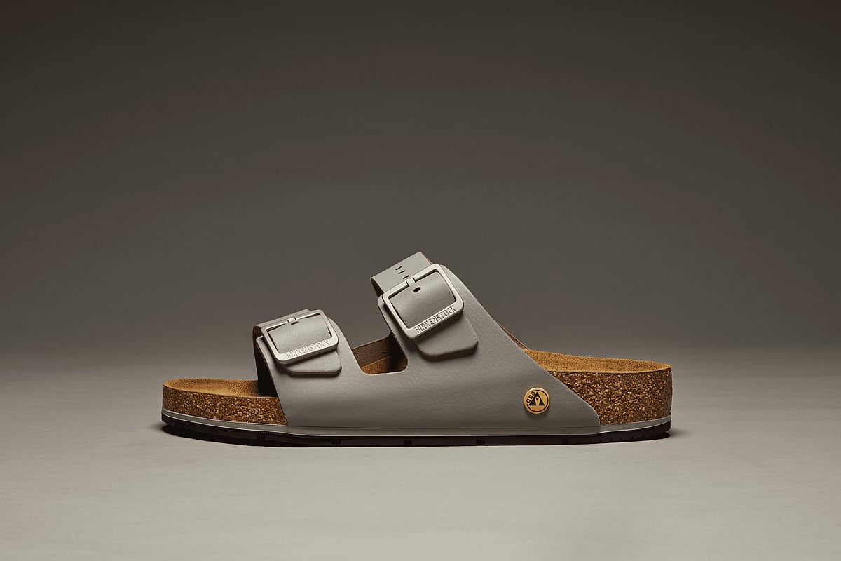 25SS Professionals PI 1028950 02