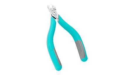 Pointed cutter, angled wide head
