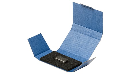 Safeshield shipping boxes, incl. 6 mm PE foam, hard
