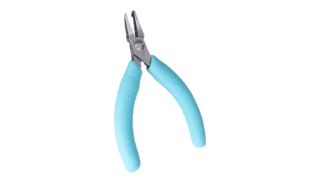 Distance cutter cuts wire to a length of 1.0 mm
