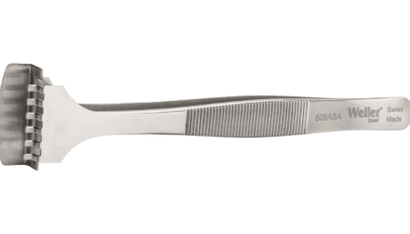 Wafer tweezers with flat lower blade