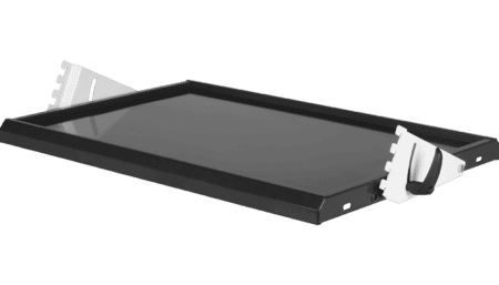 Reinforced adjustable shelf