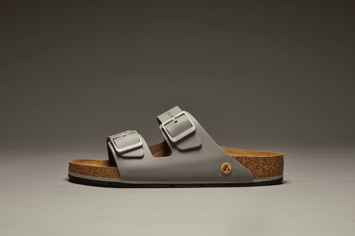 25SS Professionals PI 1028950 02