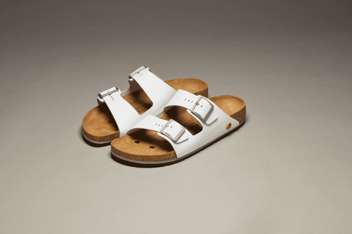 25SS Professionals PI 1028990 04