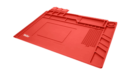Table mat, 17.8 inches x 11.5 inches, red